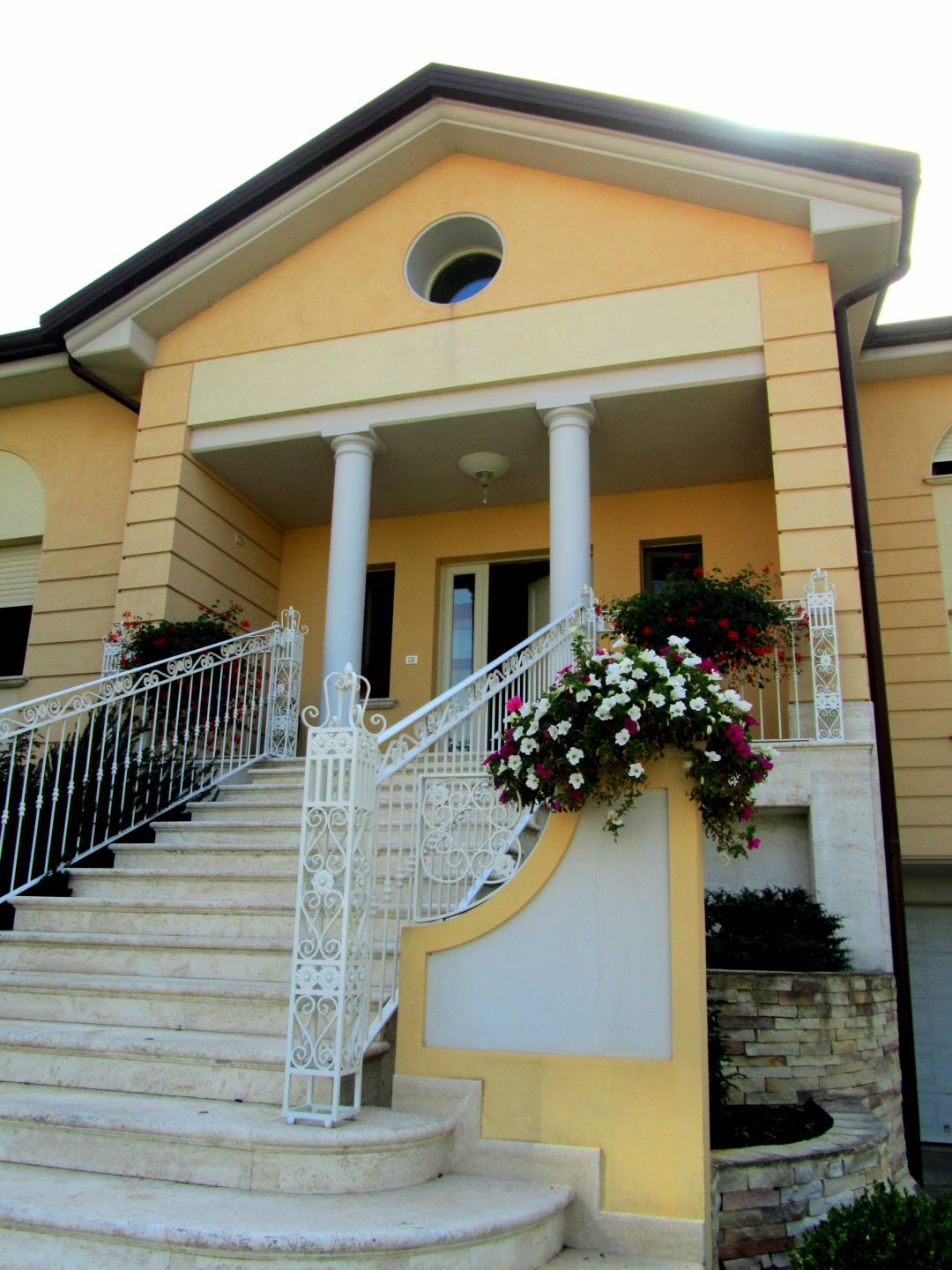 Villa stile Neoclassico